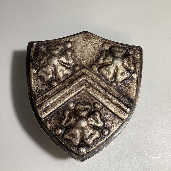 Crested Medieval Silvertone Cardboard Renaissance Cosplay Snuff Trinket Box - Picture 6 of 7